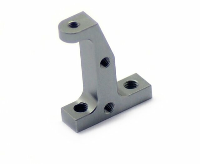 Topdeck bracket middle 977E SER904133 904133