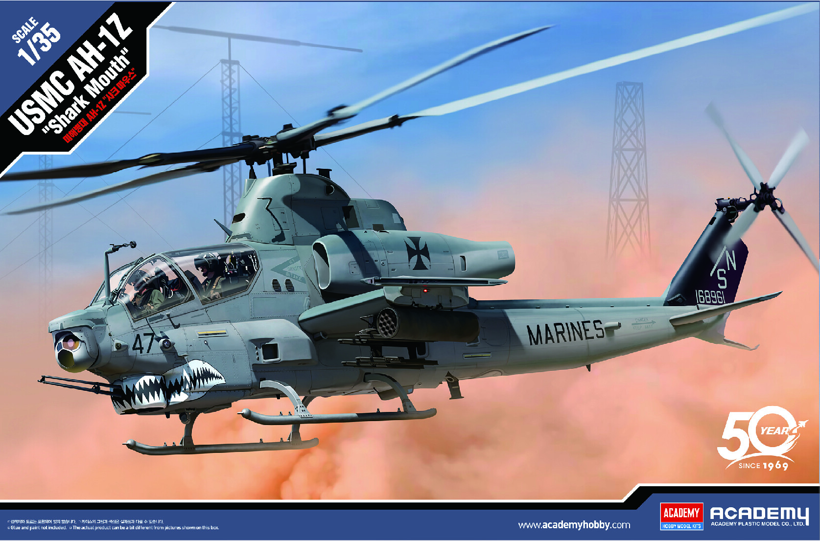 Academy Model Kit vrtulník 12127 - USMC AH-1Z "Shark Mouth" (1:35) - 36-12127 - expresní doprava