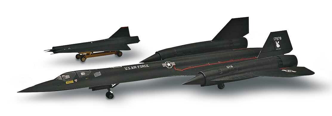 Revell Plastic ModelKit MONOGRAM letadlo 5810 - SR-71A Blackbird® (1:72) - 85-5810 - expresní doprava