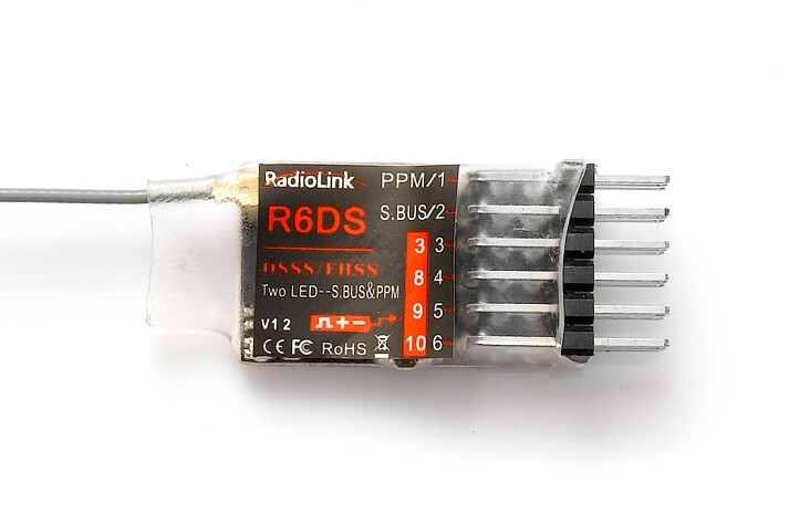 RadioLink Přijímač R6DS - 1RL0040 - expresní doprava