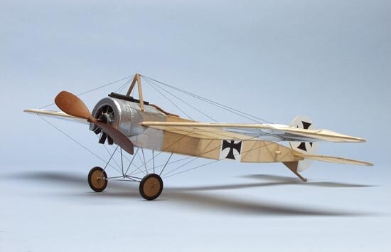 DUMAS Fokker E III 445mm laser. vyřezávaný - 4SK0222 - expresní doprava