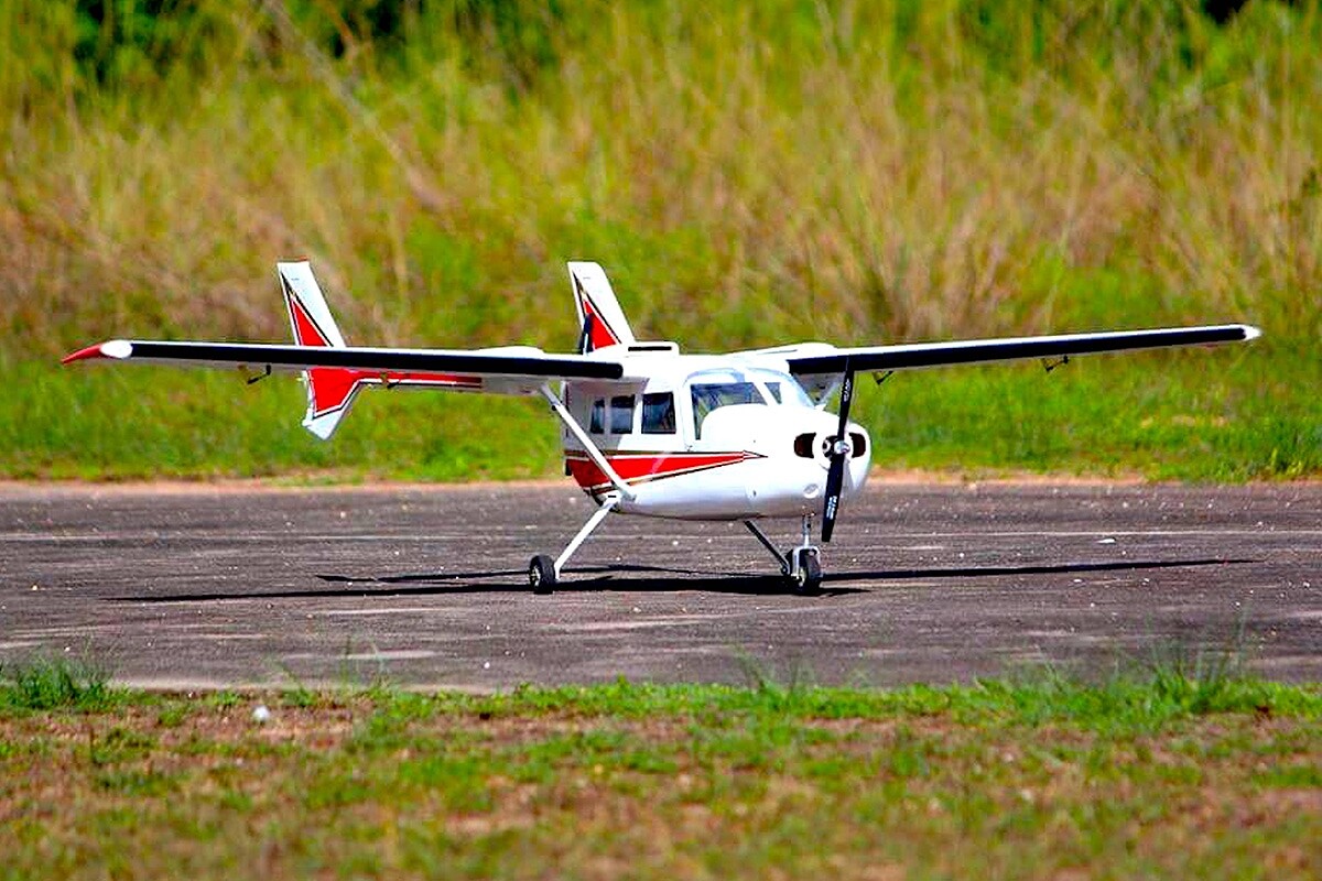 Cessna 337 Skymaster 1,95 m [SEA146]