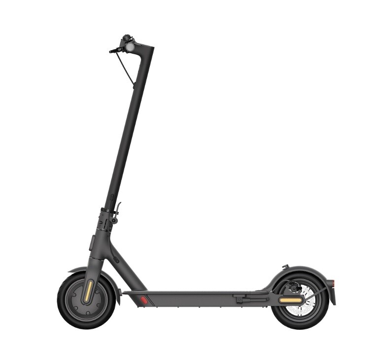 Xiaomi Mi Electric Scooter Essential - 25702 - expresní doprava