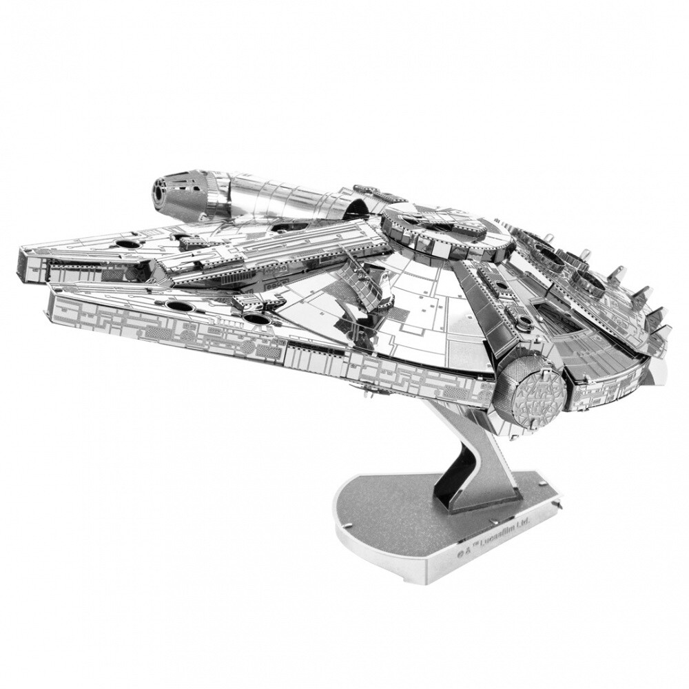 Metal Earth Luxusní ocelová stavebnice Star Wars Millennium Falcon - 502958 - expresní doprava