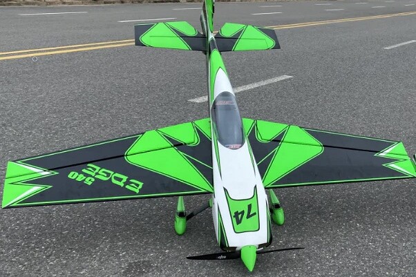 74" Edge 540 ARF - zelená 1,87 m [OMPP006G]