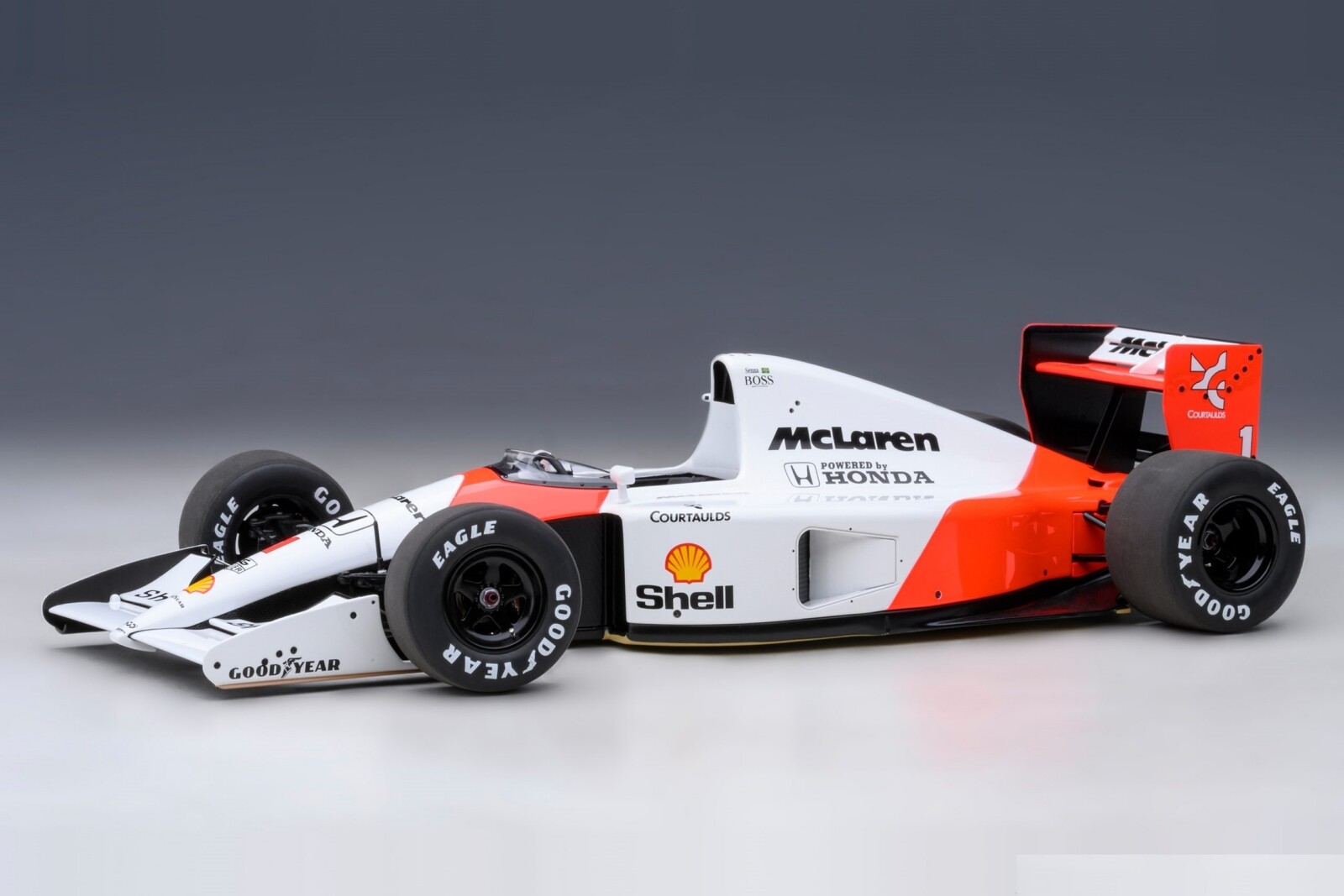 McLaren Honda MP4/6 1991 1 (s logom McLaren) 89140