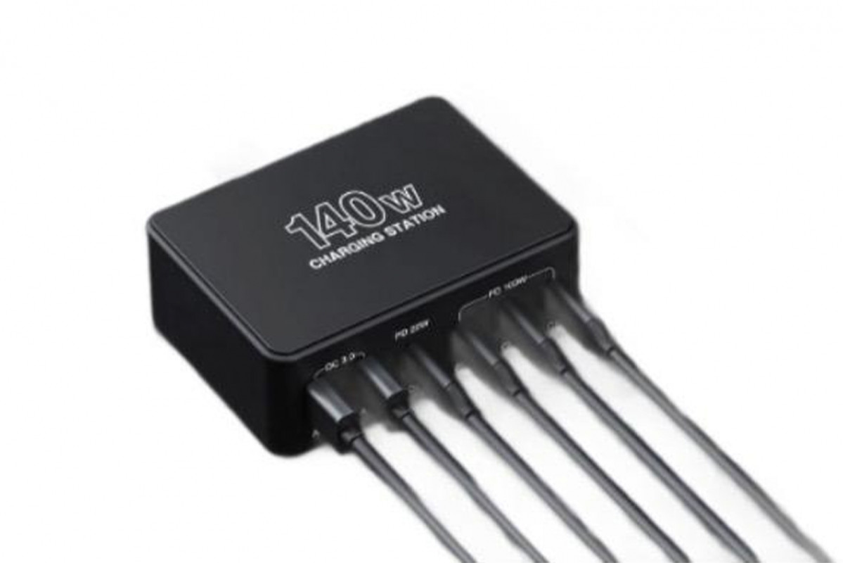 6in1 140W USB-A & USB-C Nabíjačka [1DJ7246]